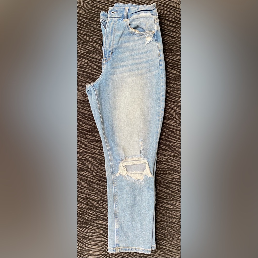 American Eagle Curvy Mom Jean - Size 6 - Picture 4 of 11